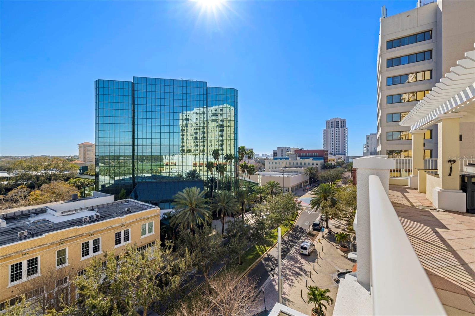 628 CLEVELAND ST #905