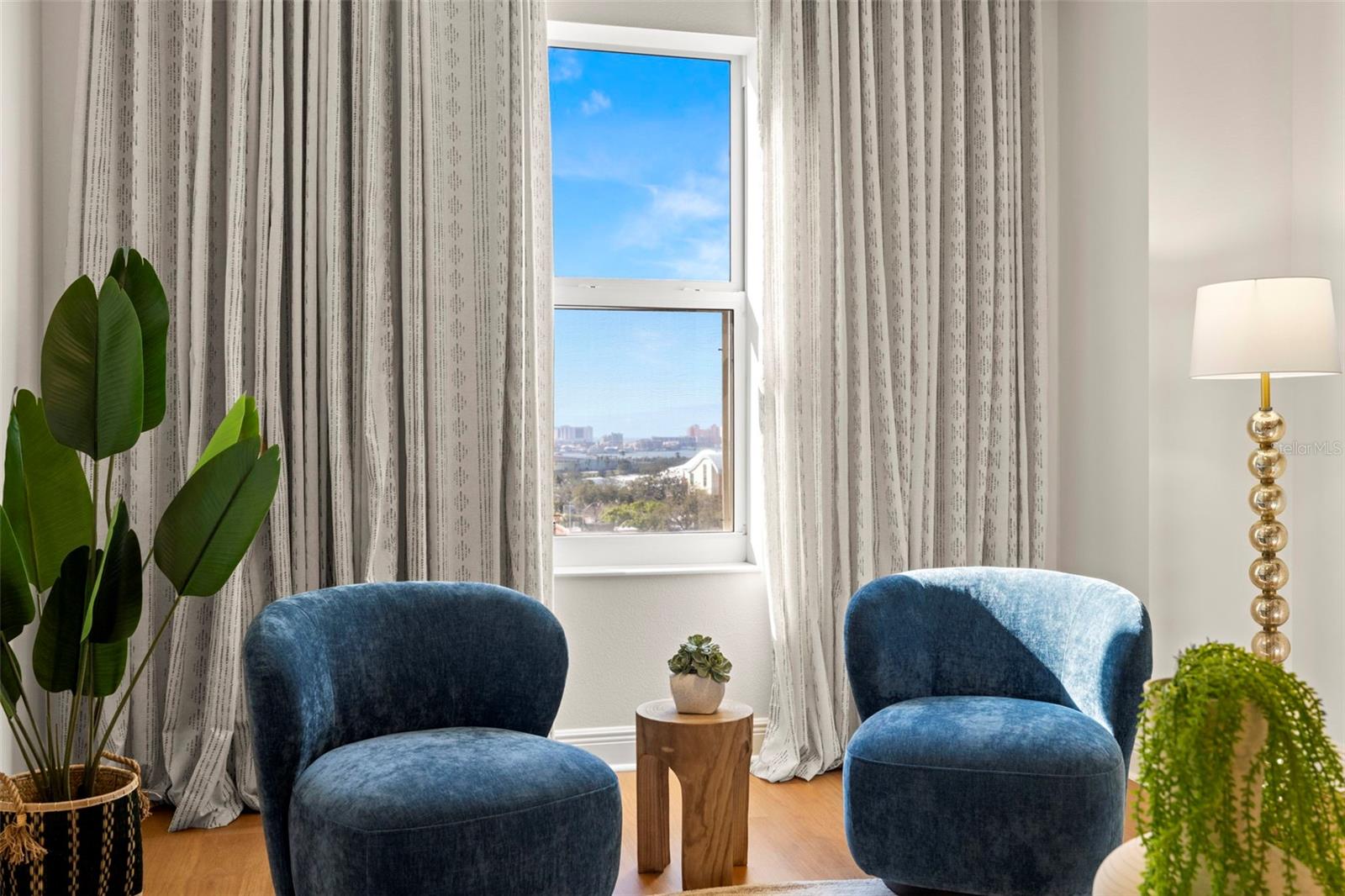 628 CLEVELAND ST #905