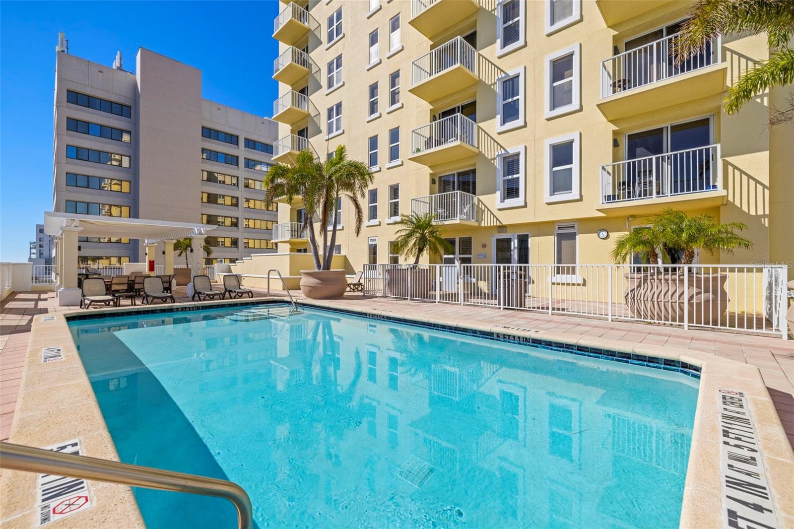 628 CLEVELAND ST #905