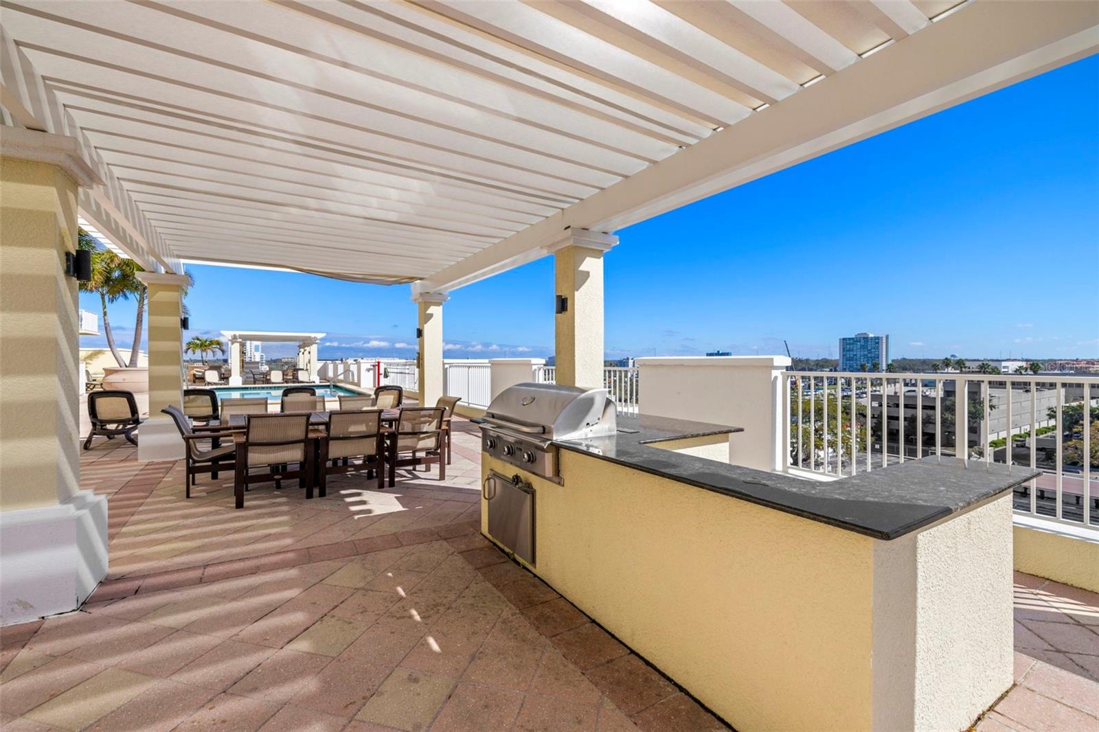 628 CLEVELAND ST #905