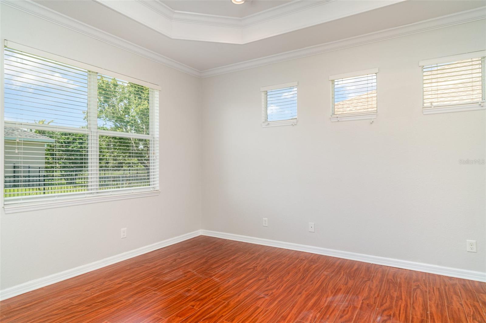 9067 39TH STREET CIR E