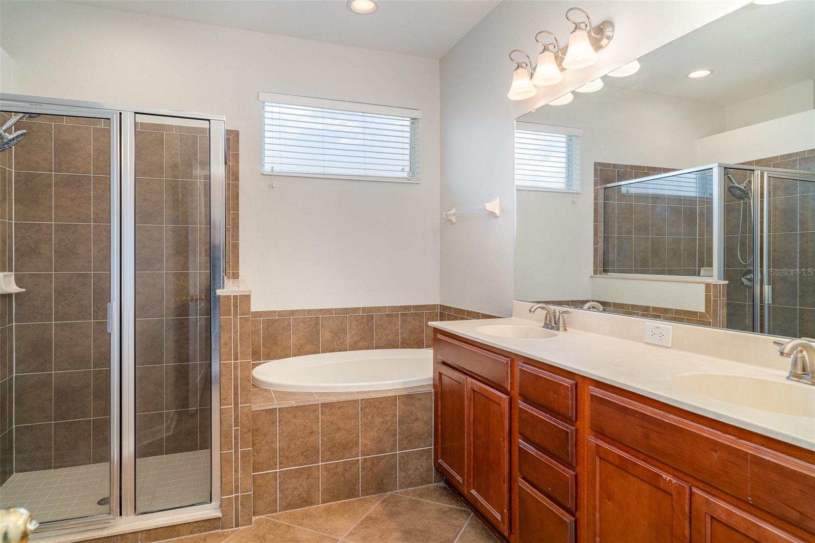 9067 39TH STREET CIR E