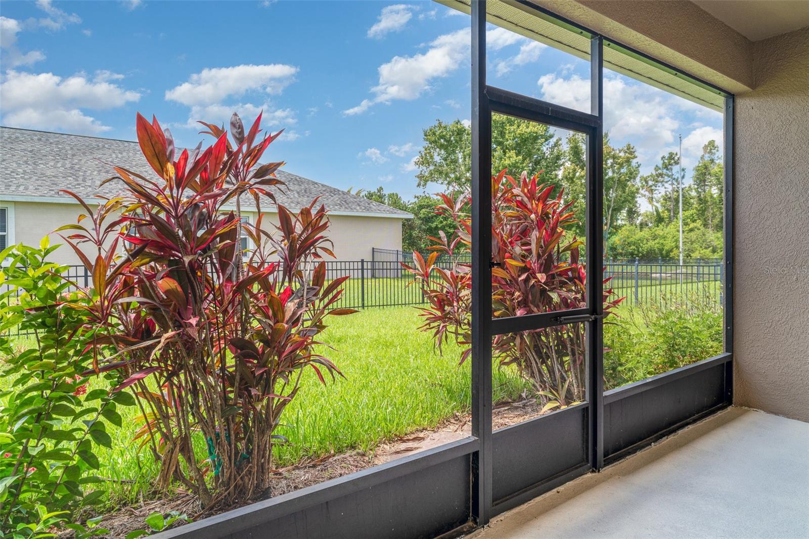 9067 39TH STREET CIR E