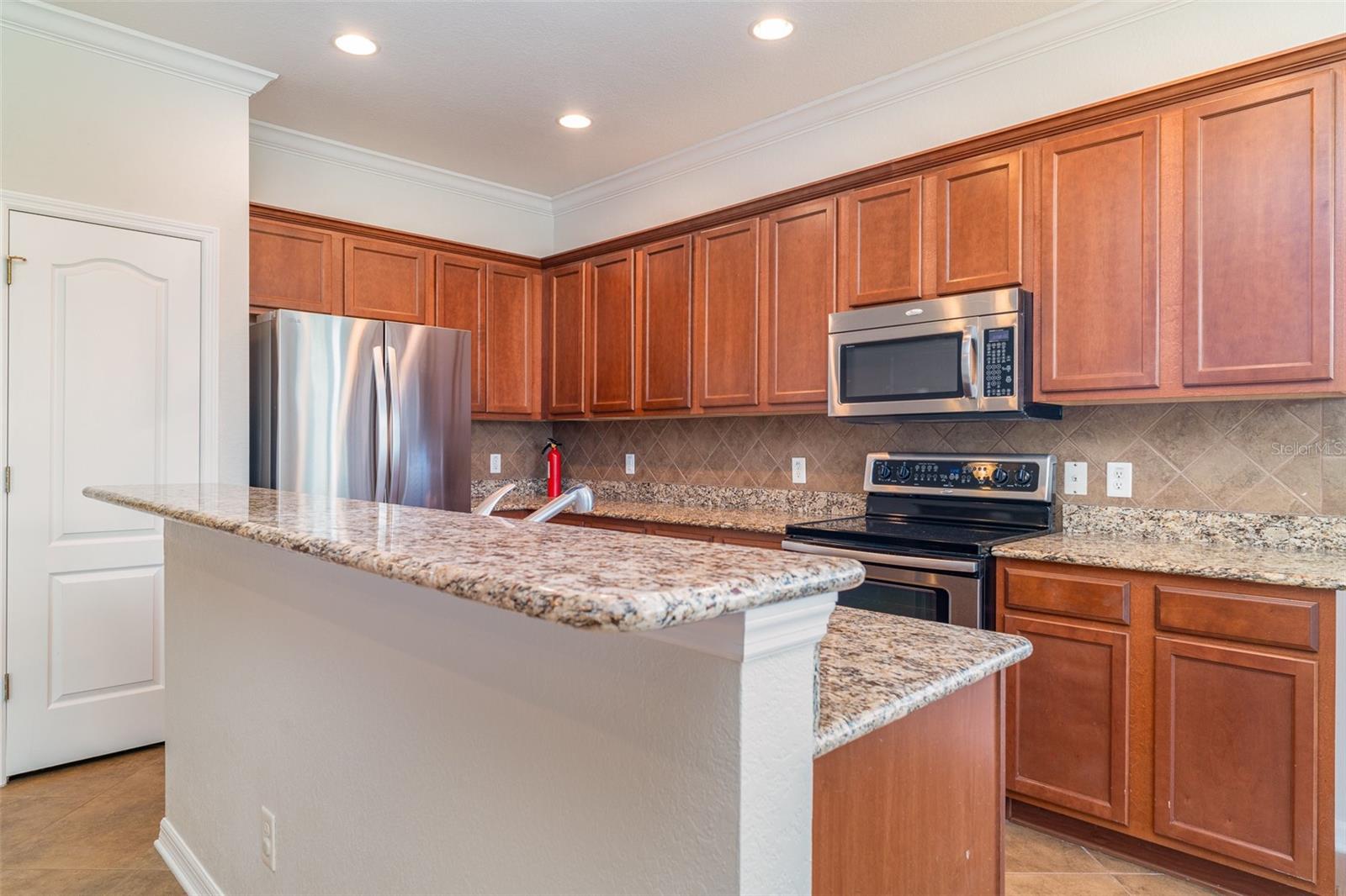 9067 39TH STREET CIR E