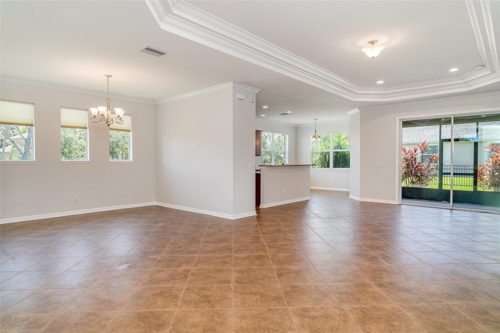 9067 39TH STREET CIR E