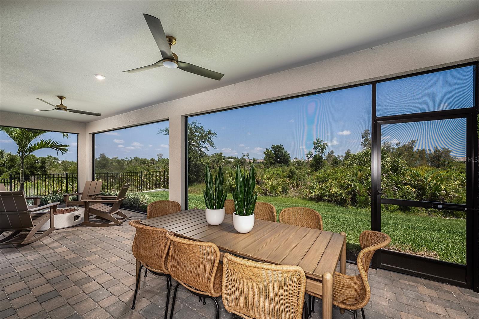 18432 VISTA PARK TER