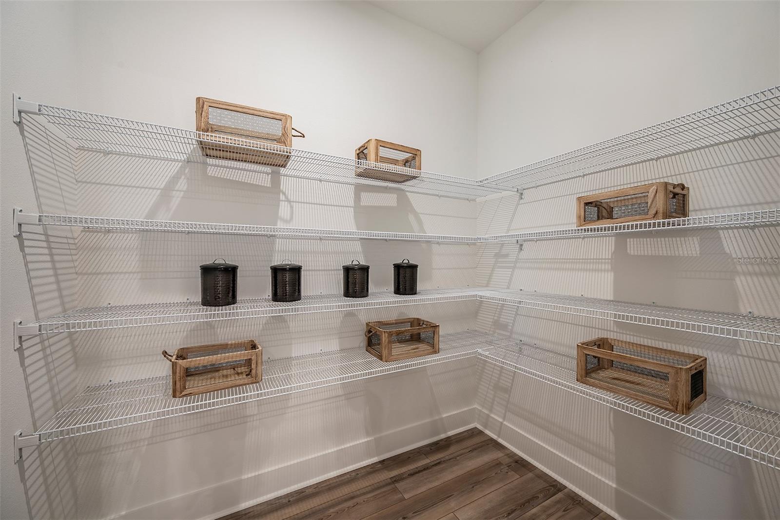 18432 VISTA PARK TER