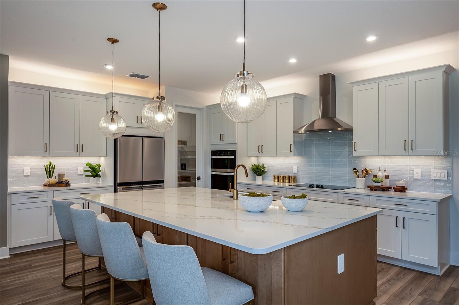 18432 VISTA PARK TER