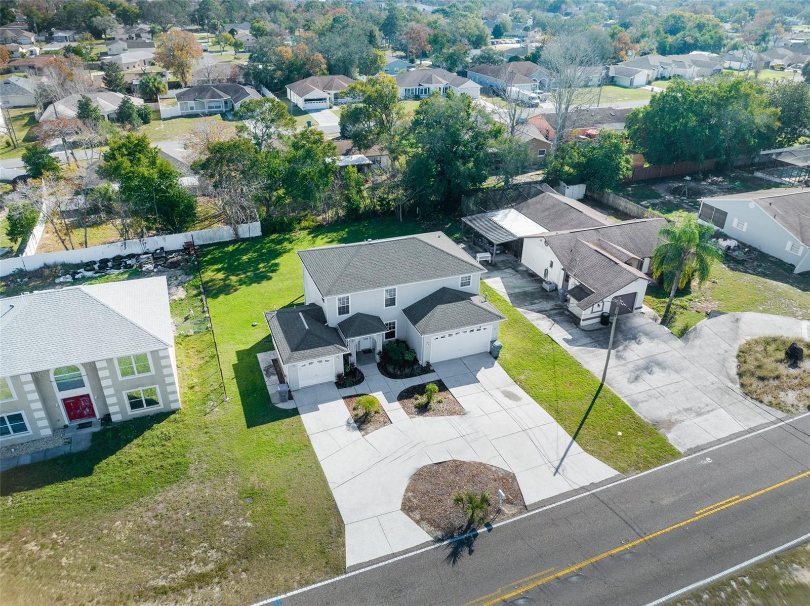 11780 LINDEN DR