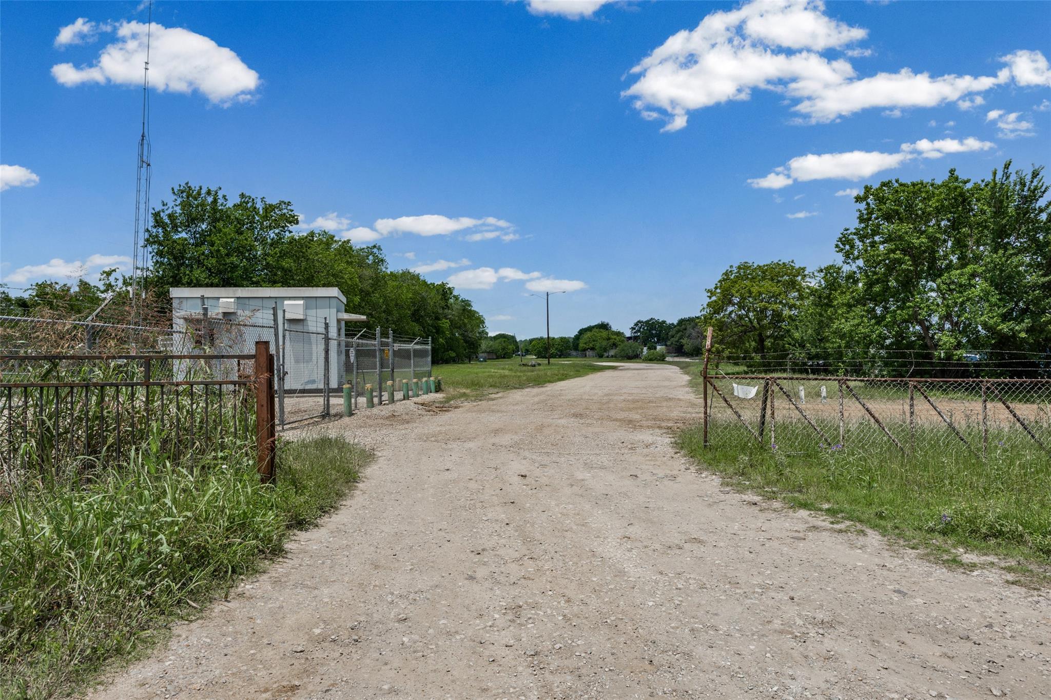 6950 Us Highway 183 S