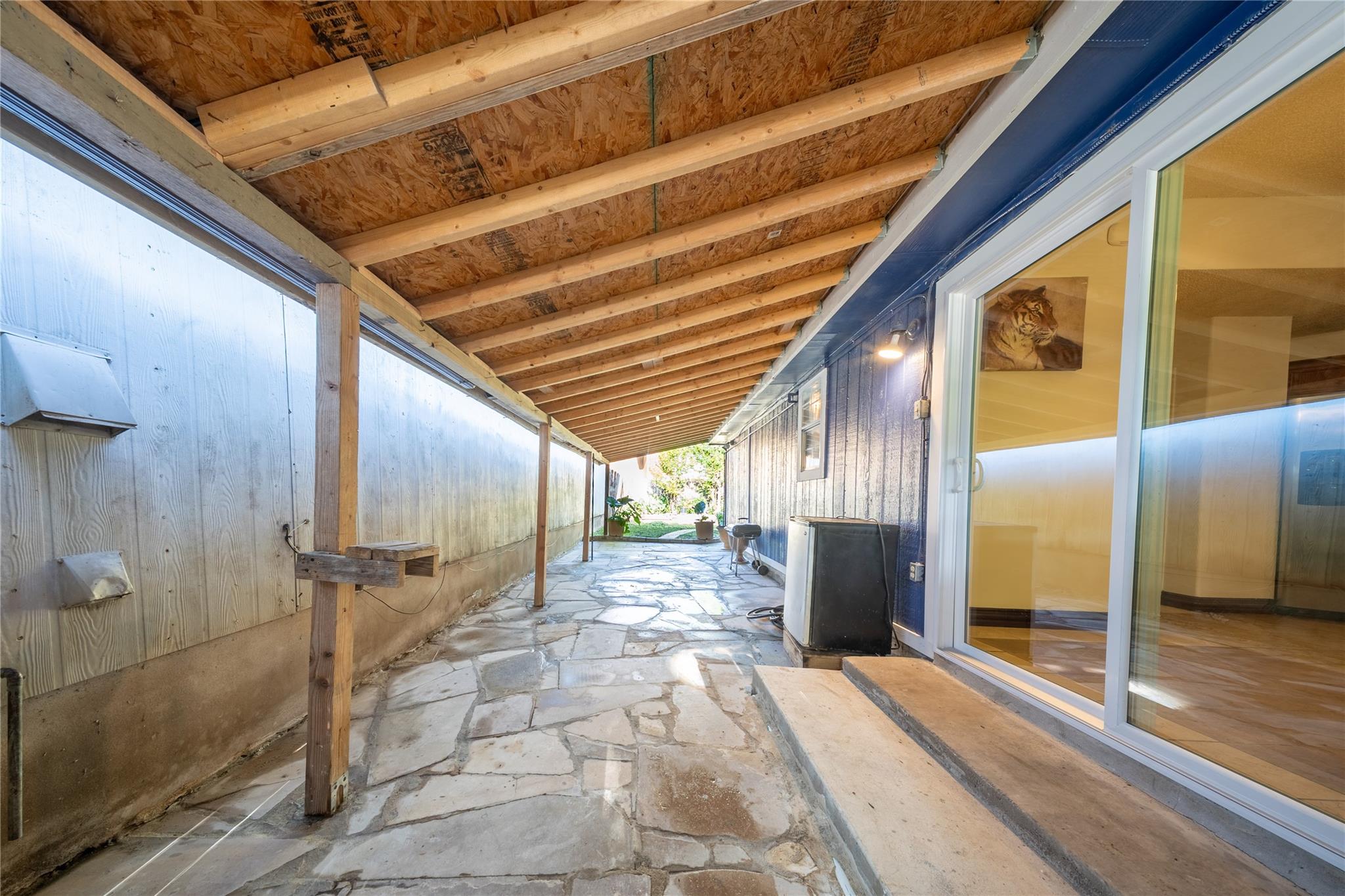 1515 Parkfield CIR