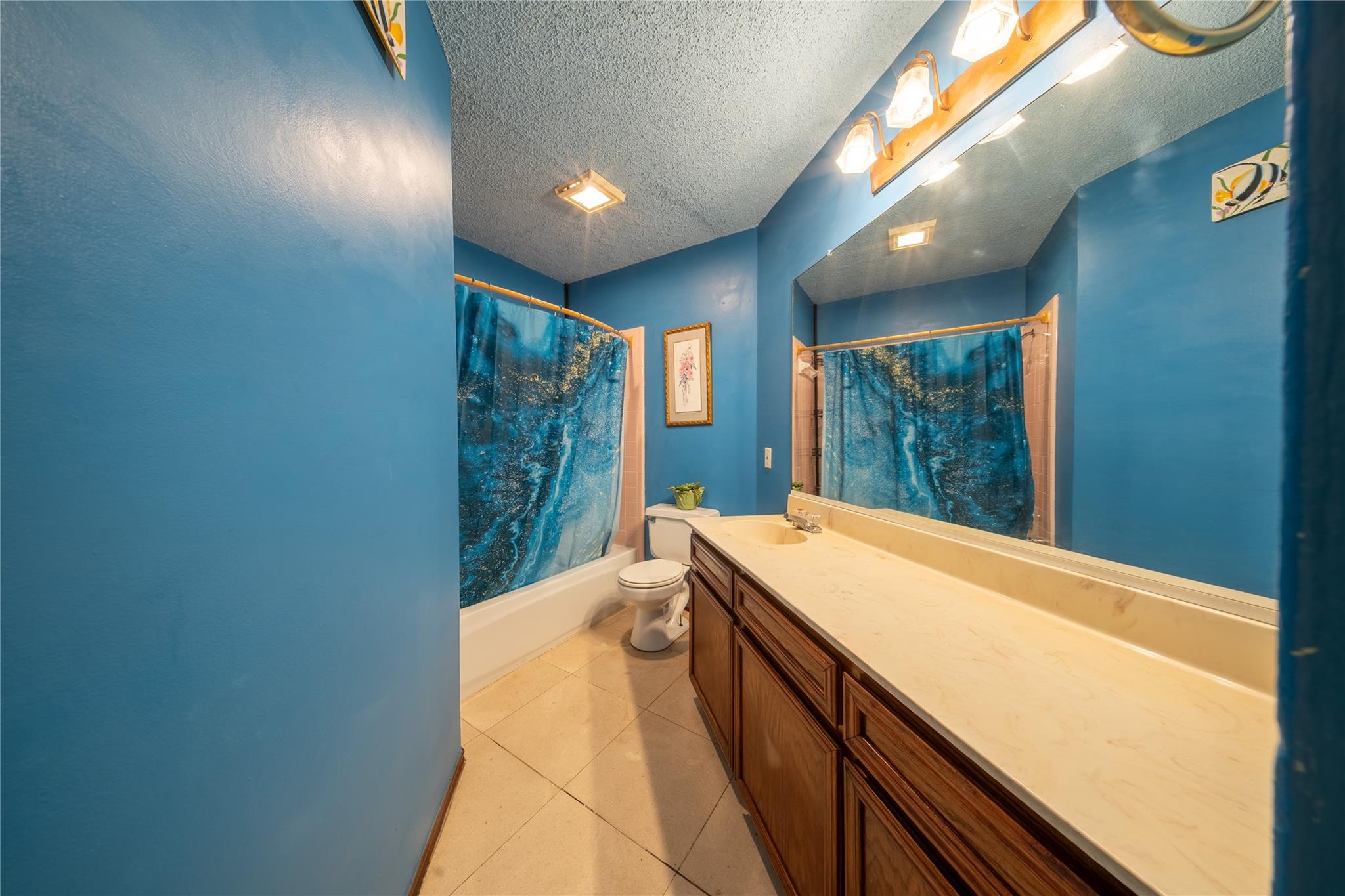 1515 Parkfield CIR