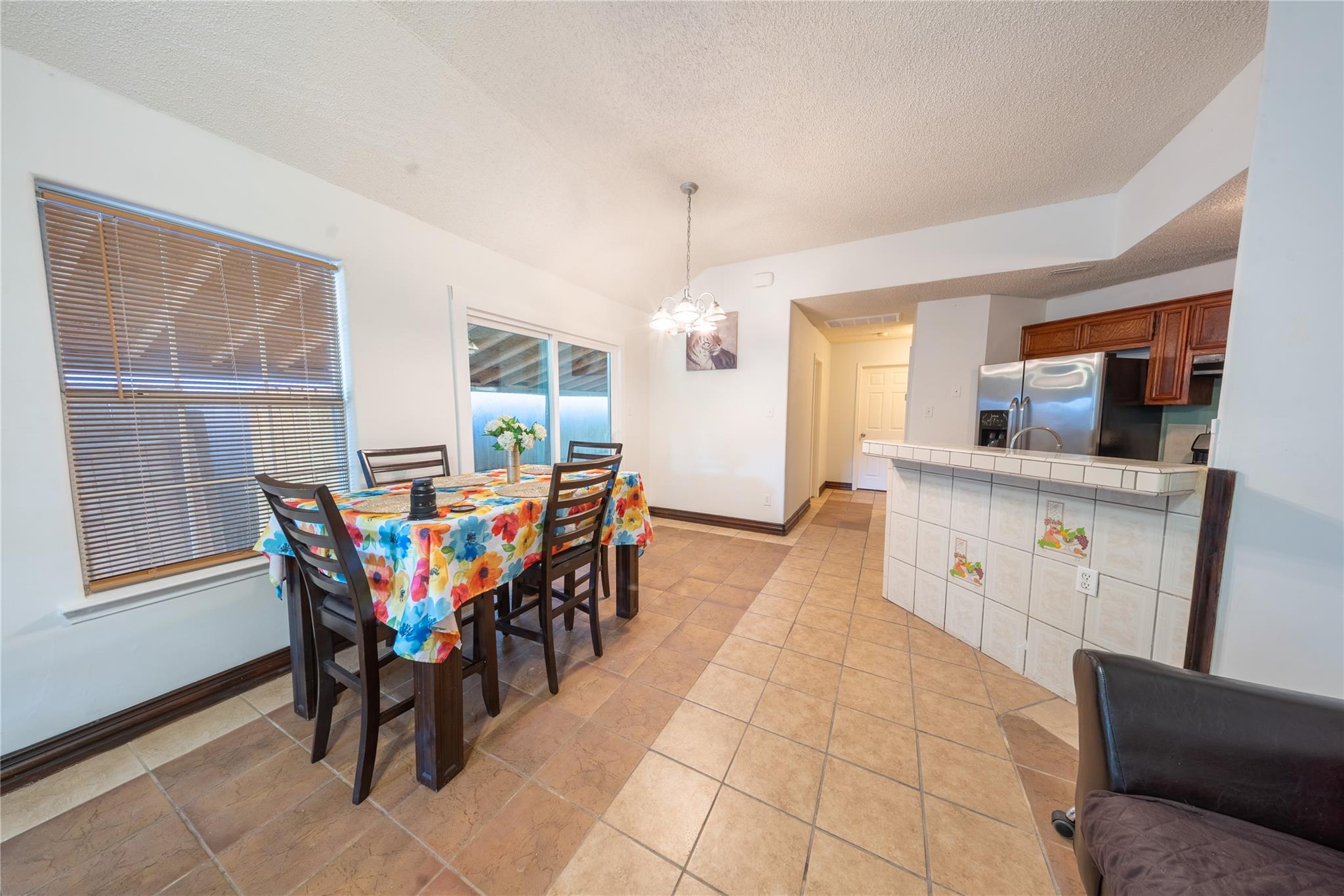 1515 Parkfield CIR