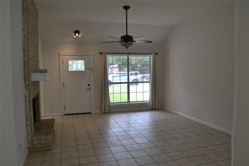 2500 Cherrylawn DR