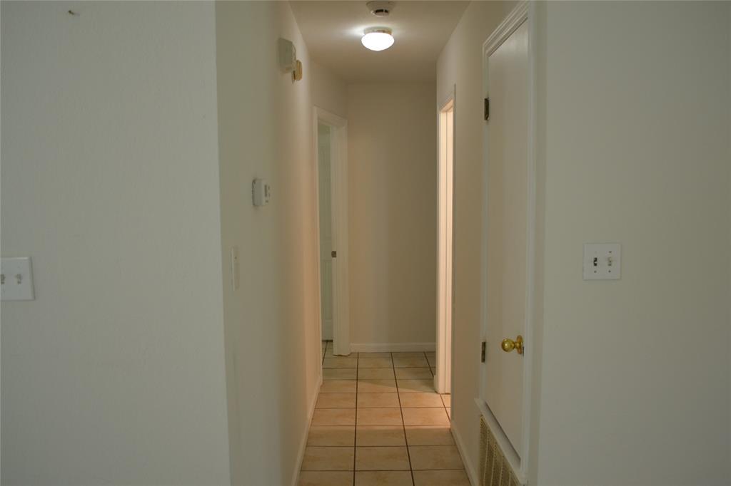 2500 Cherrylawn DR