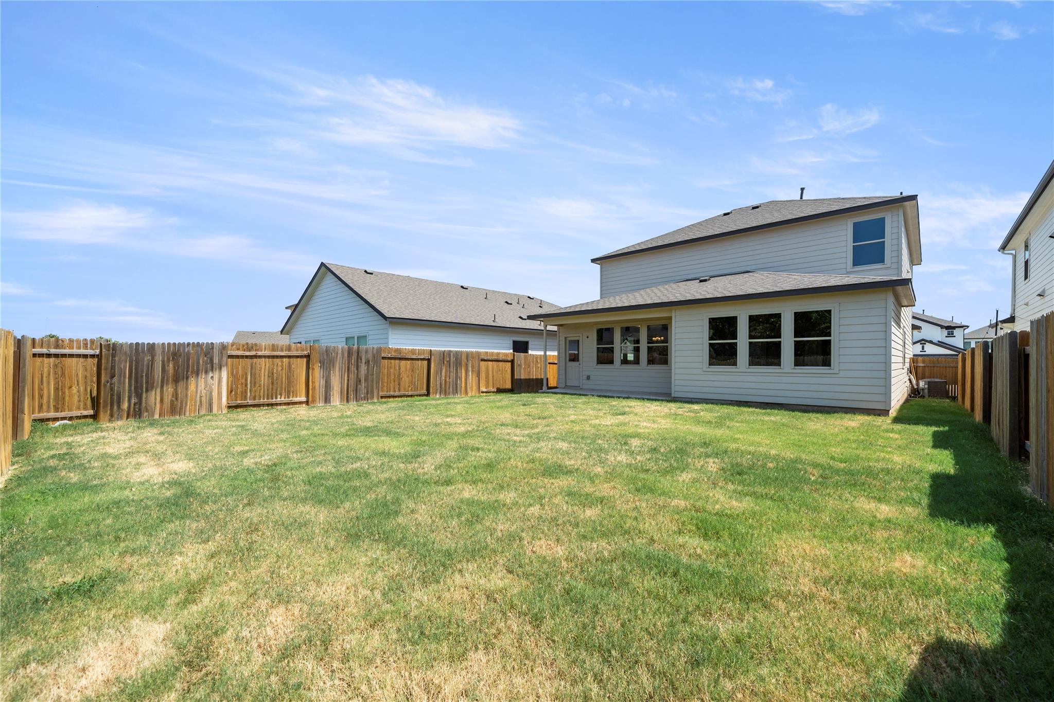 128 Comet Pointe DR