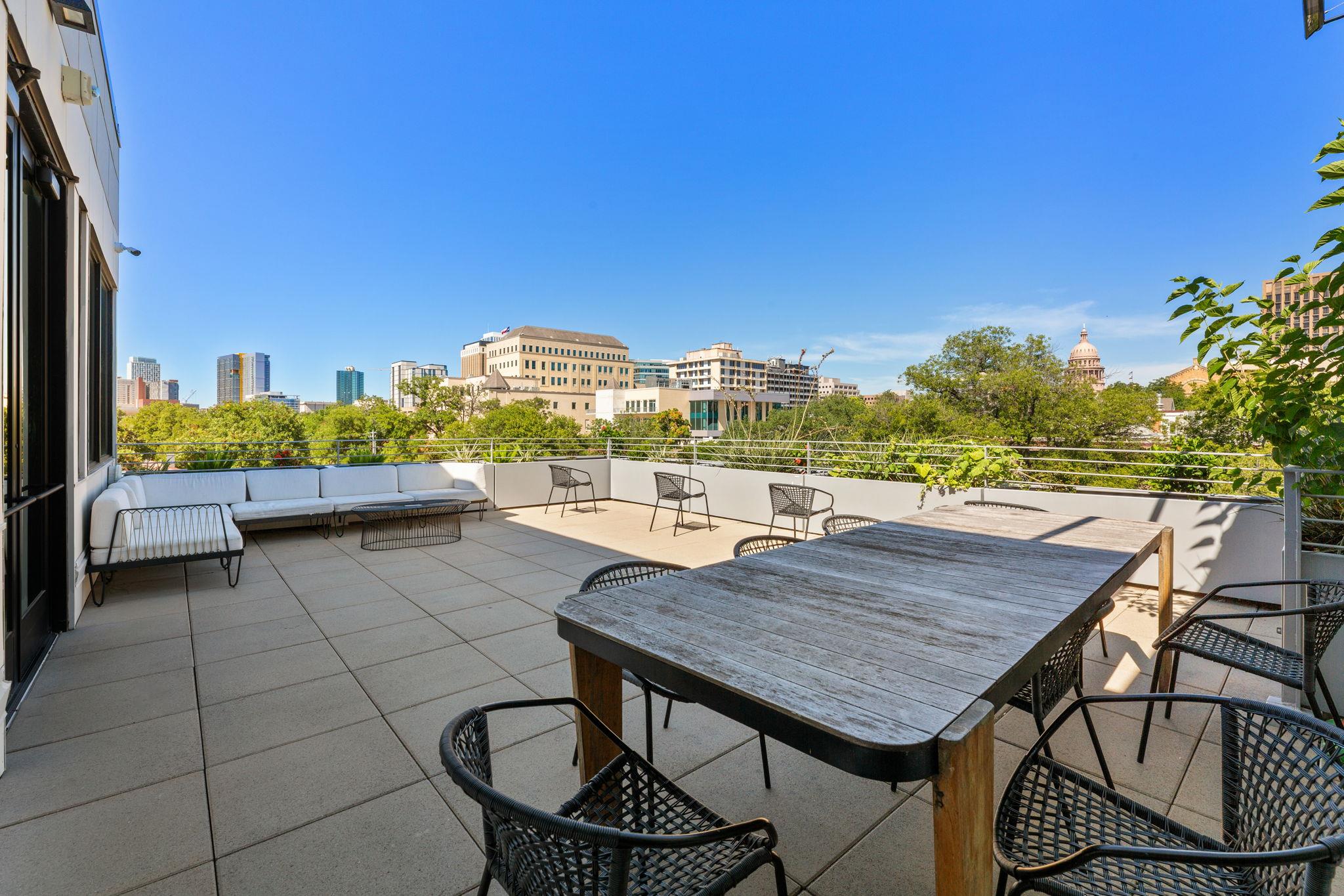 1108 Nueces ST # 207