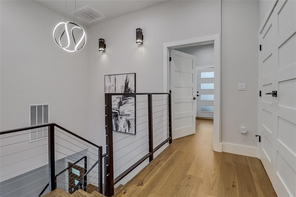 1109 W Annie ST
