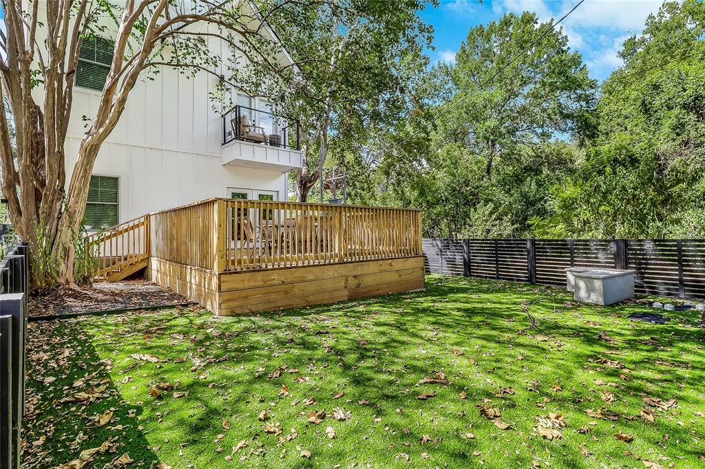 1109 W Annie ST