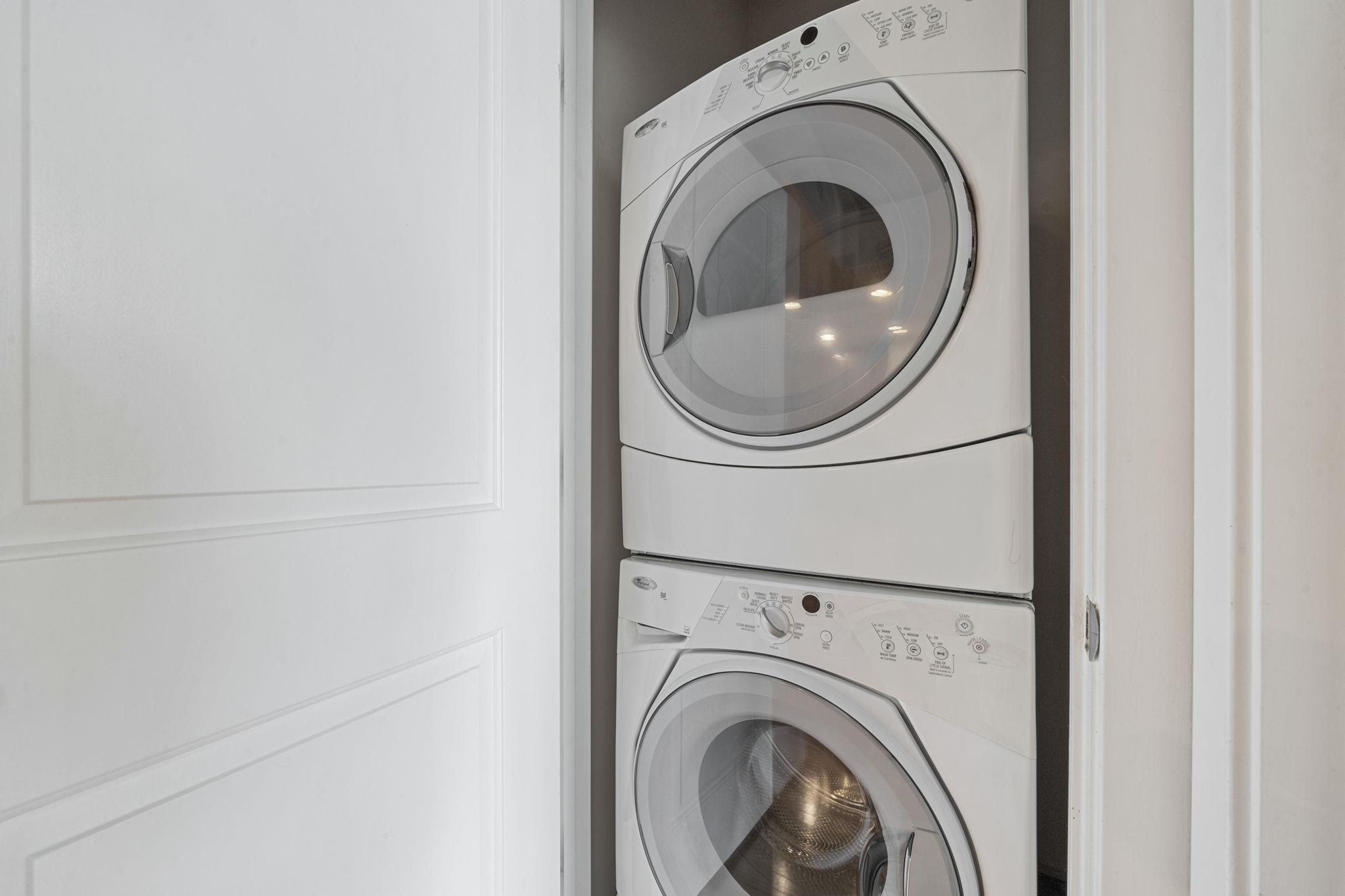 360 Nueces ST # 1118