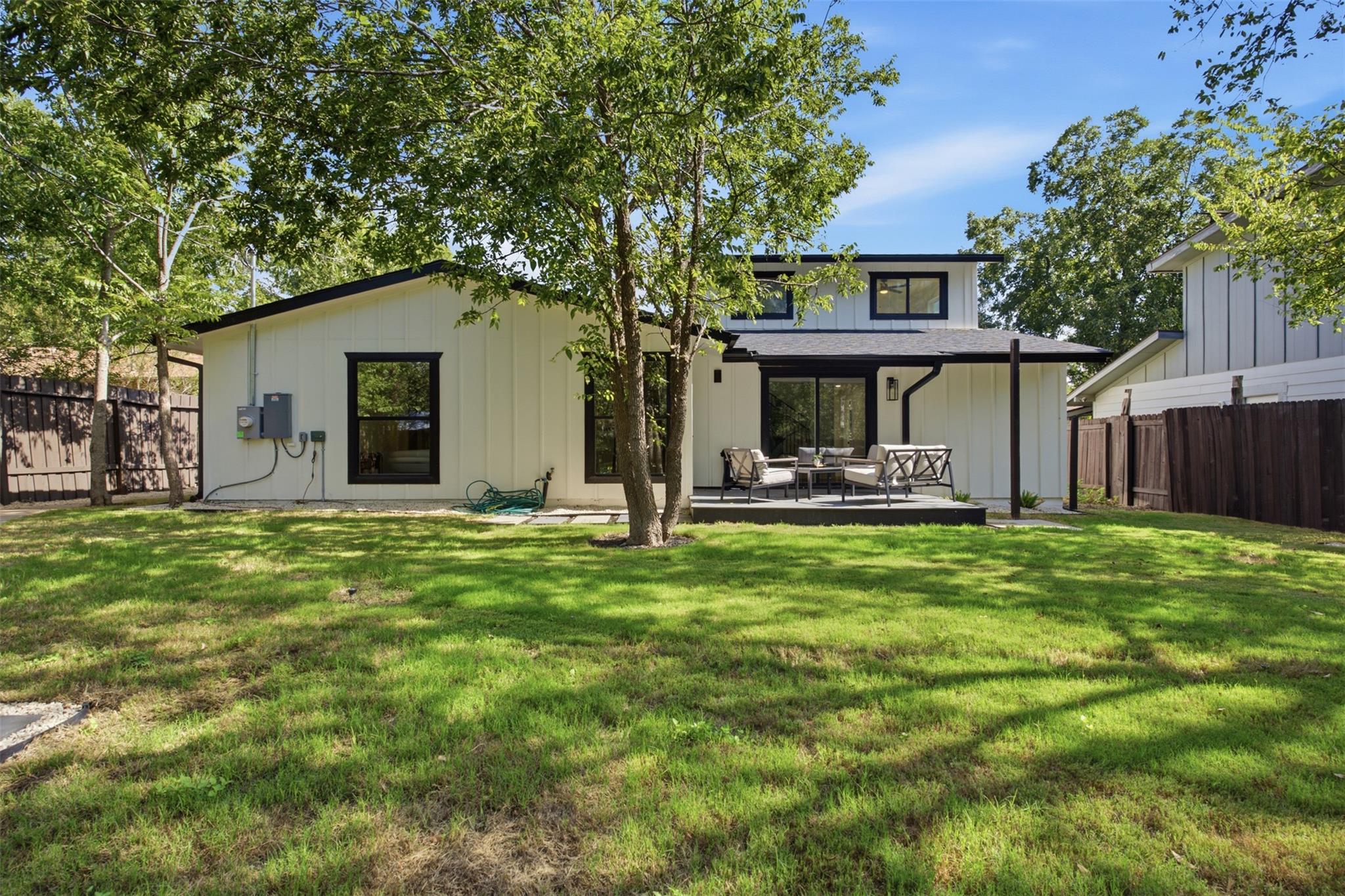 1603 Suffolk DR
