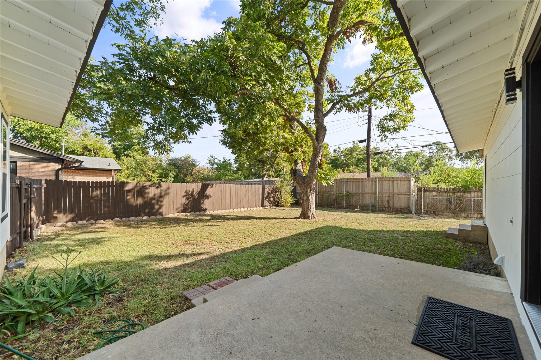 1201 Ridgehaven DR