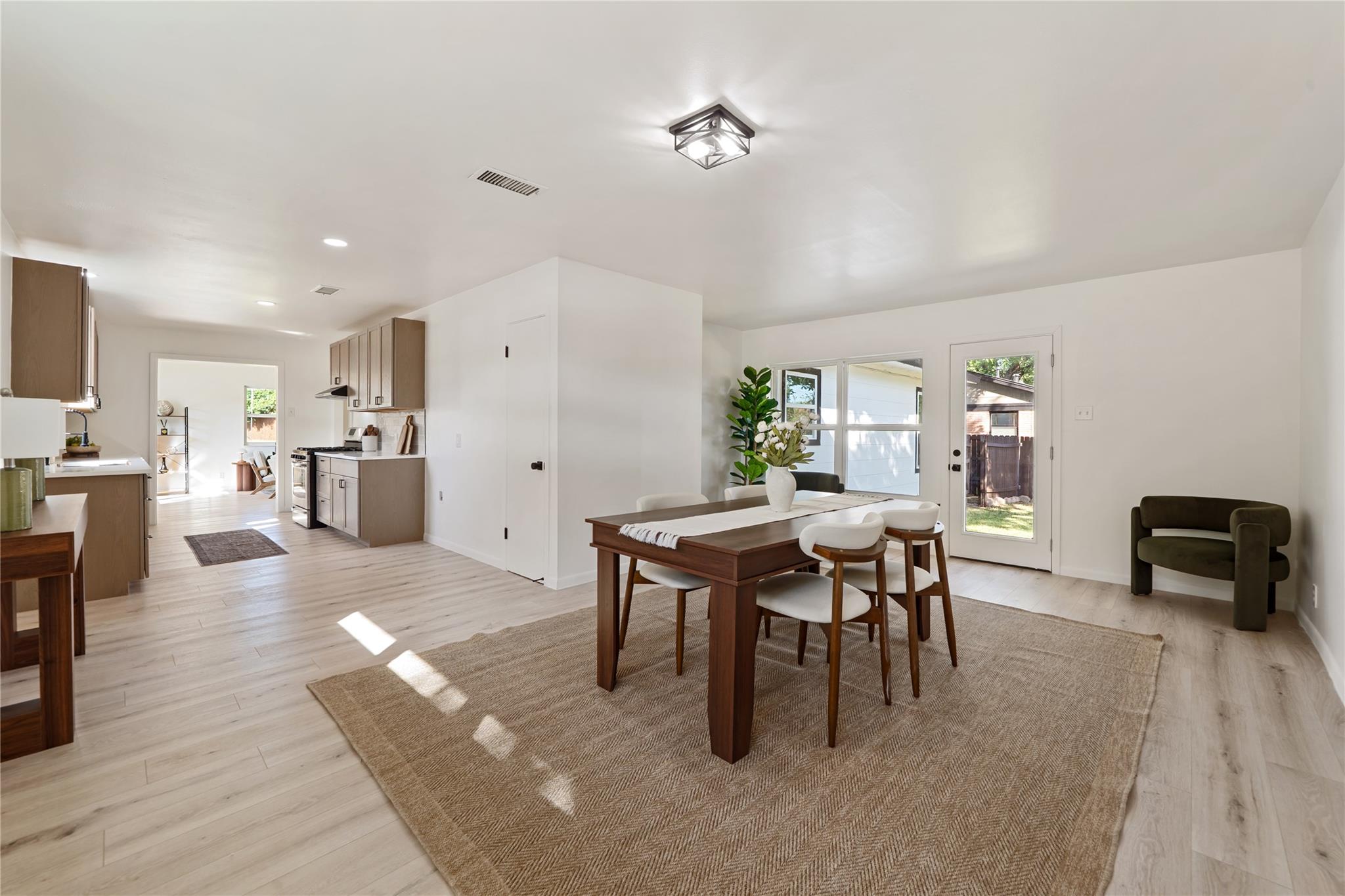 1201 Ridgehaven DR