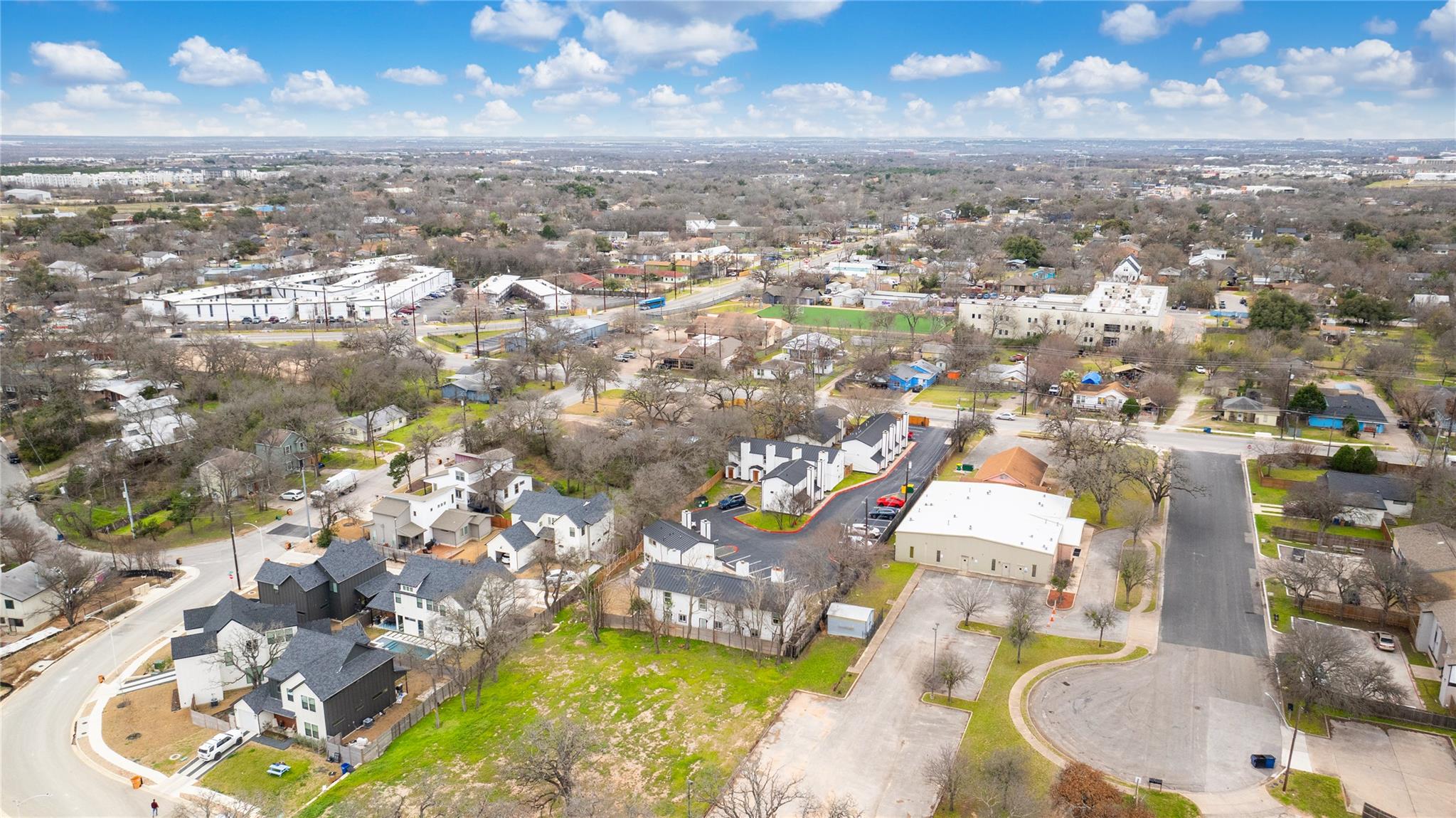 2706 Wheless LN Bldg 1