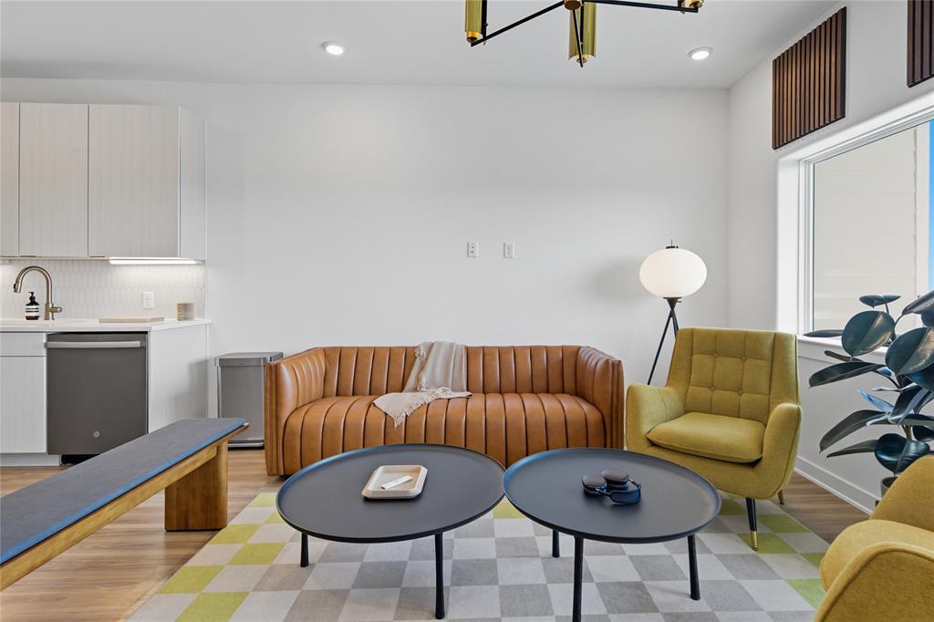 4802 S Congress Ave # 506