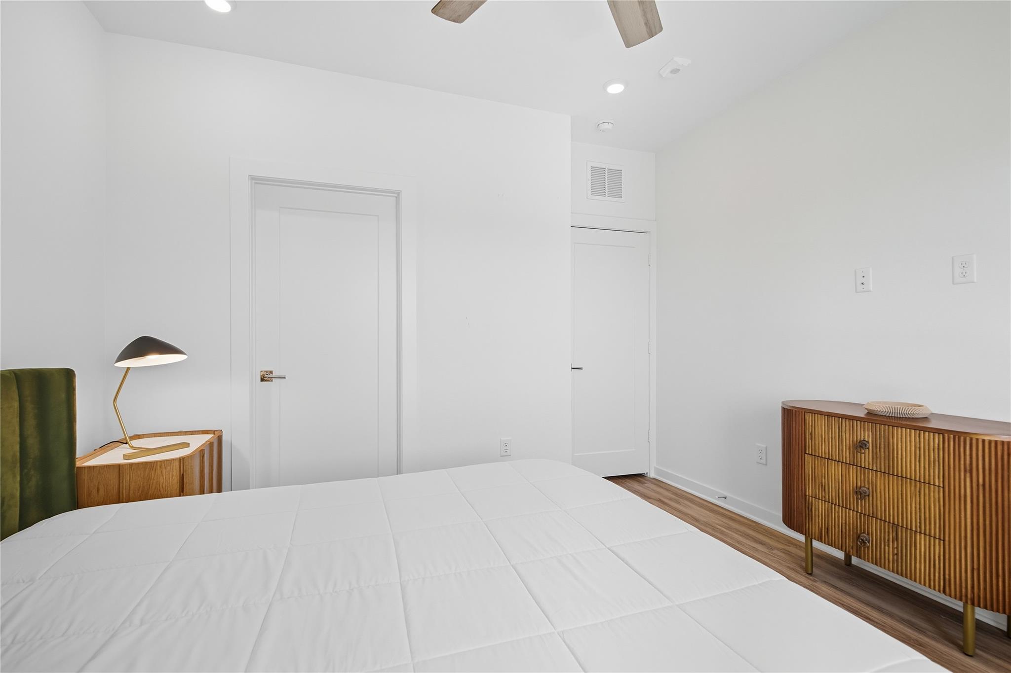 4802 S Congress Ave # 507