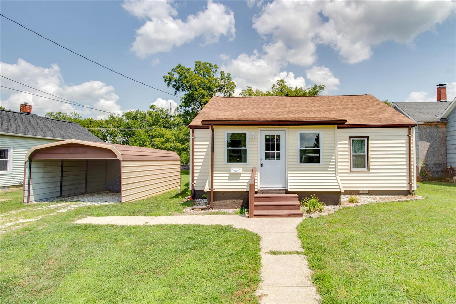 903 N Giddings Avenue