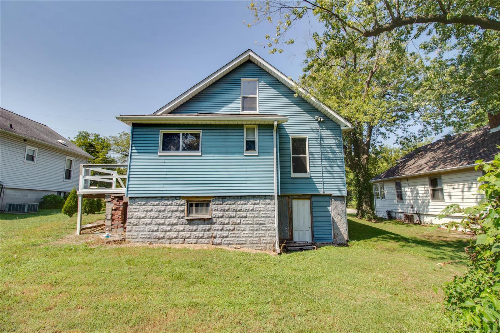 2421 Main Street