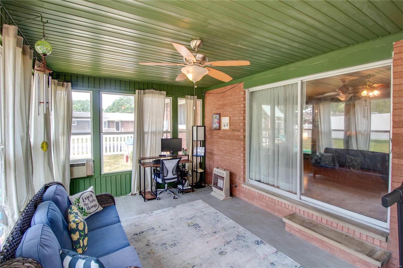 125 Stolze Drive