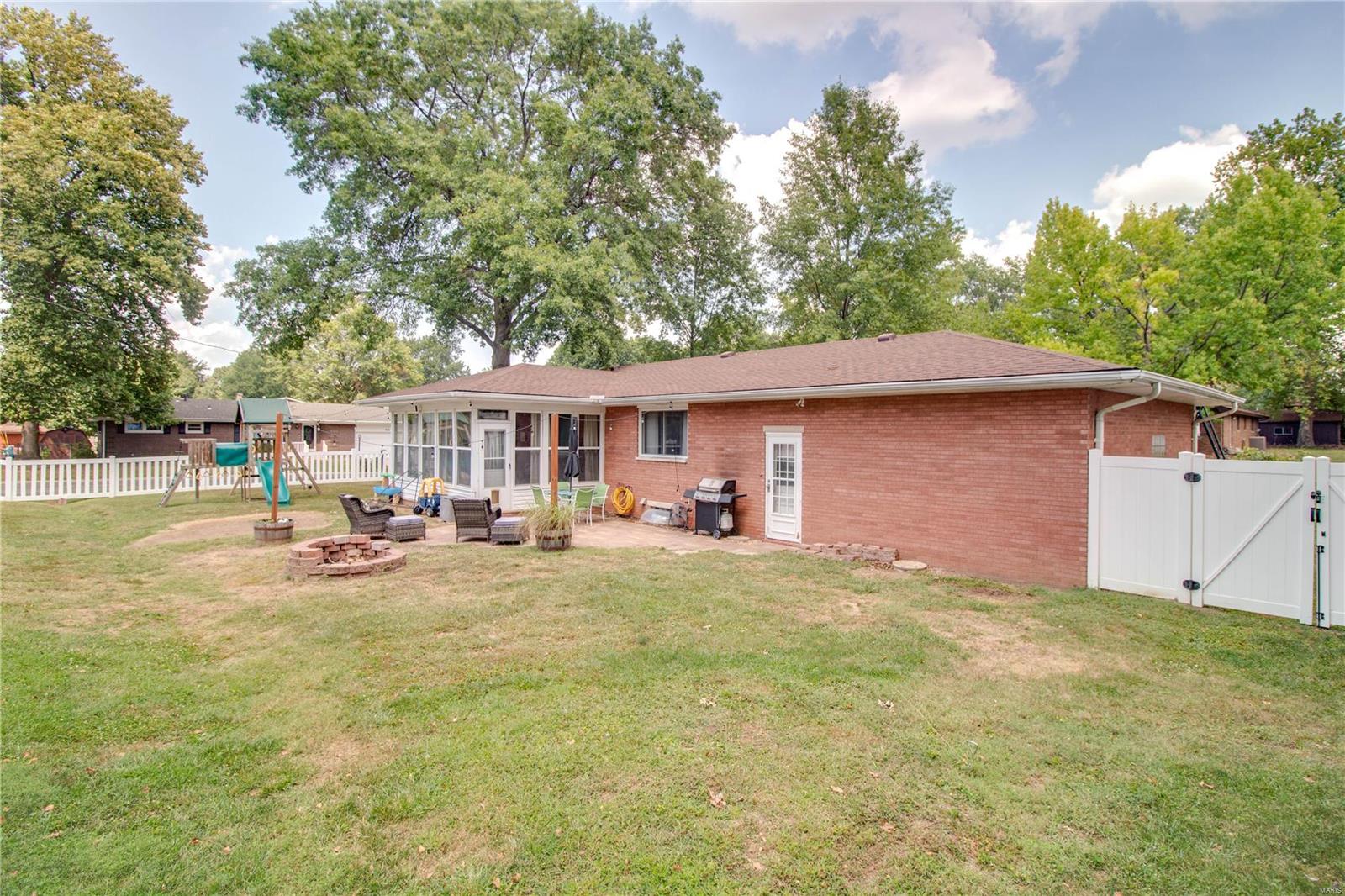 125 Stolze Drive