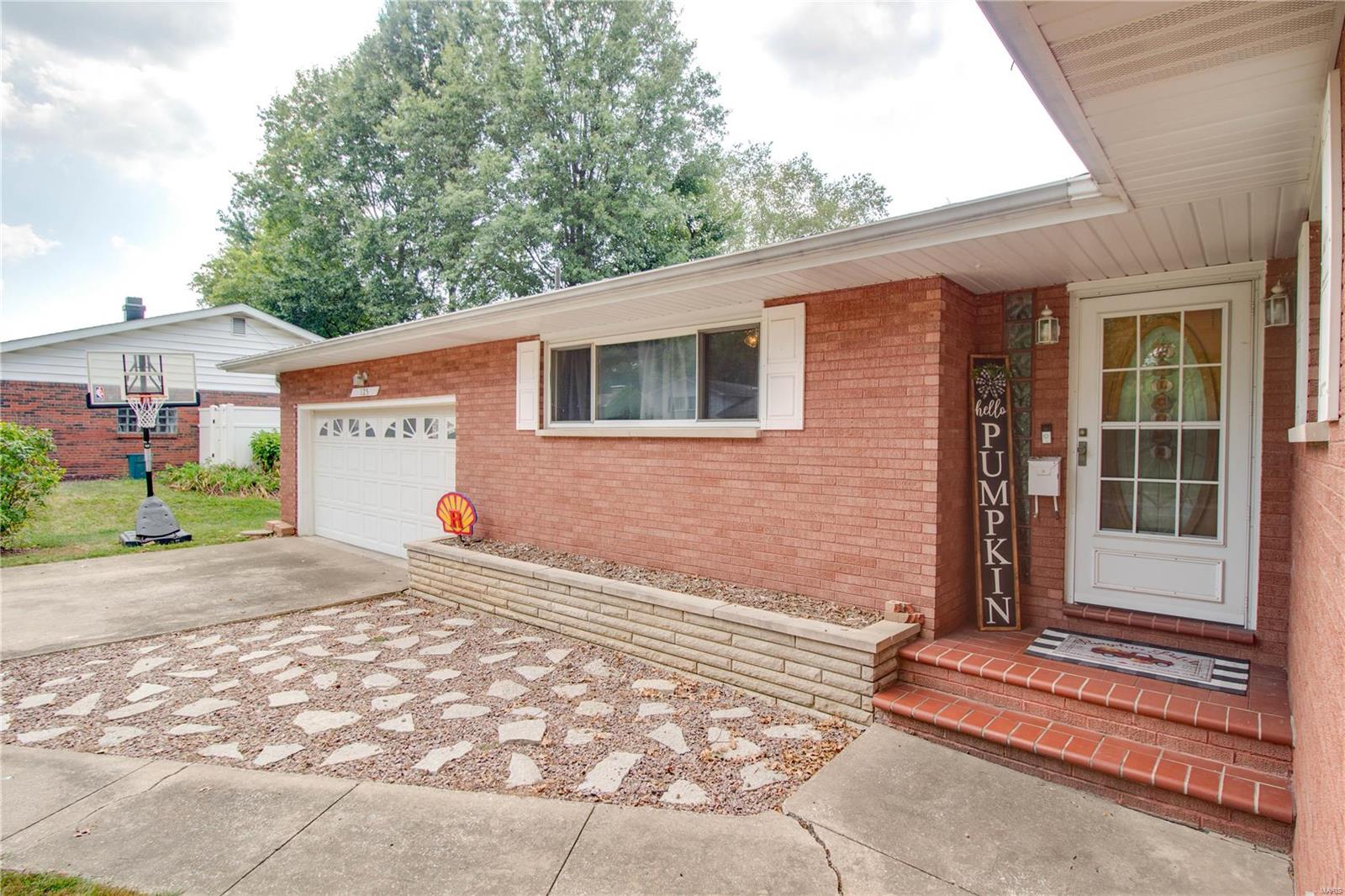 125 Stolze Drive