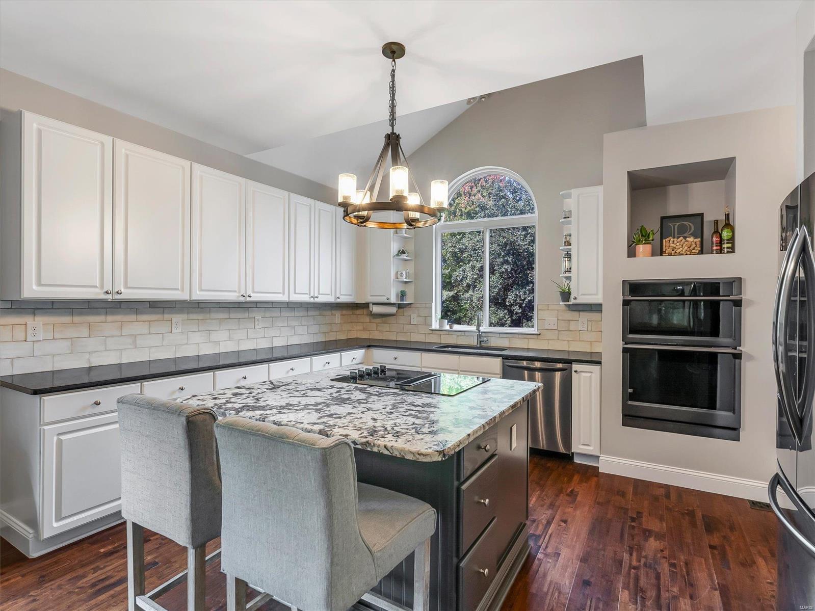 1601 Ridge Bend Drive