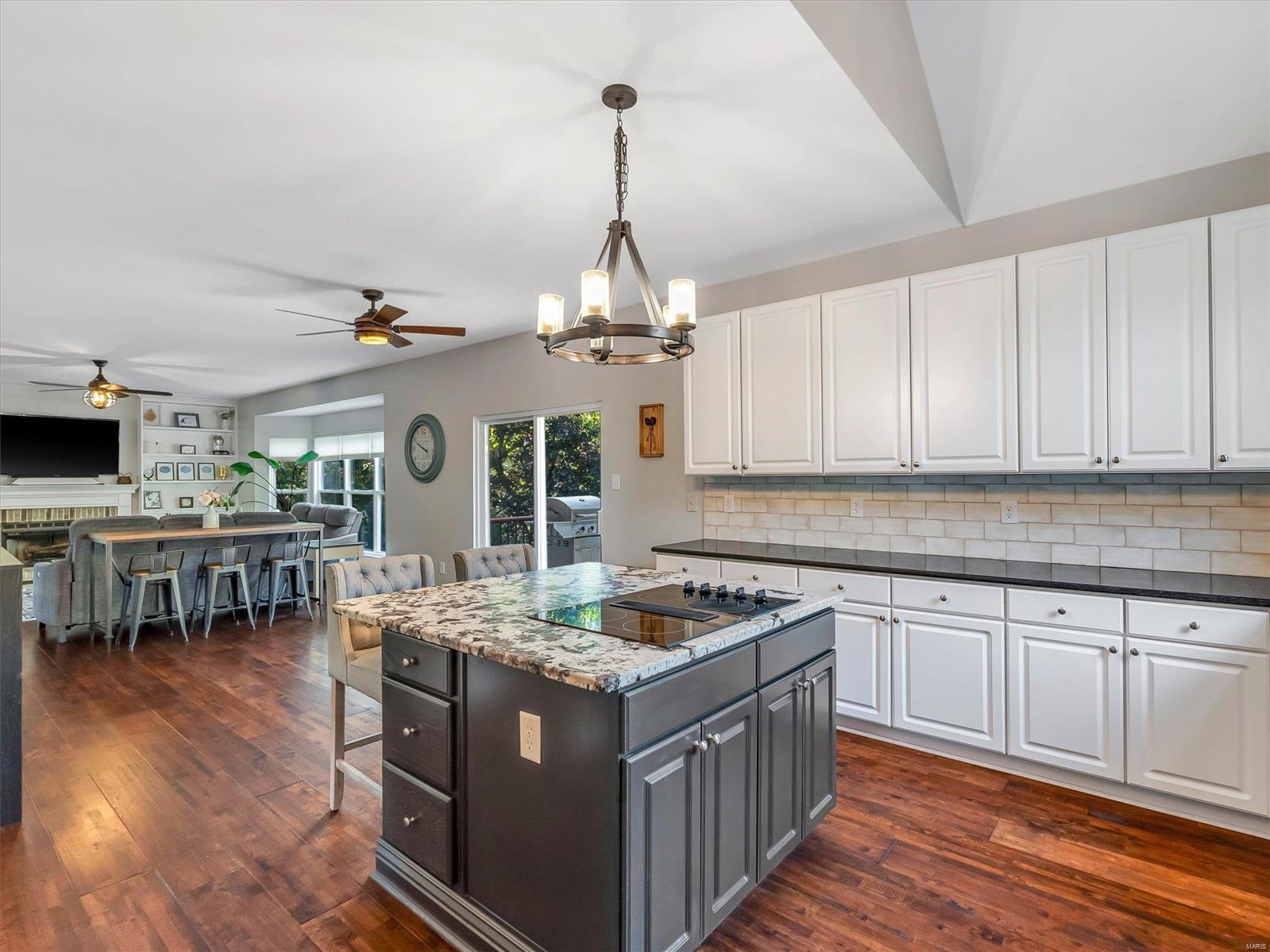 1601 Ridge Bend Drive