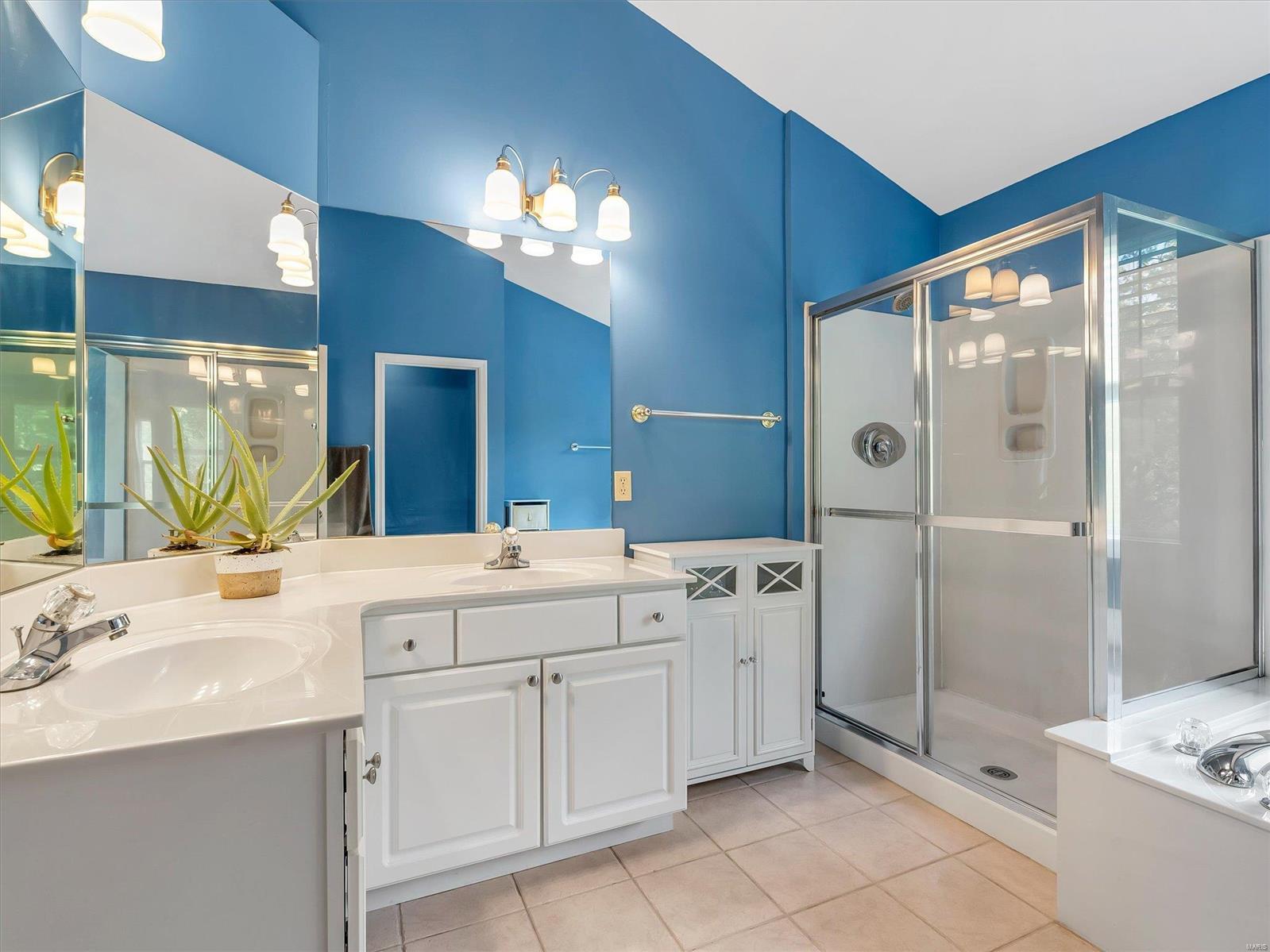 1601 Ridge Bend Drive