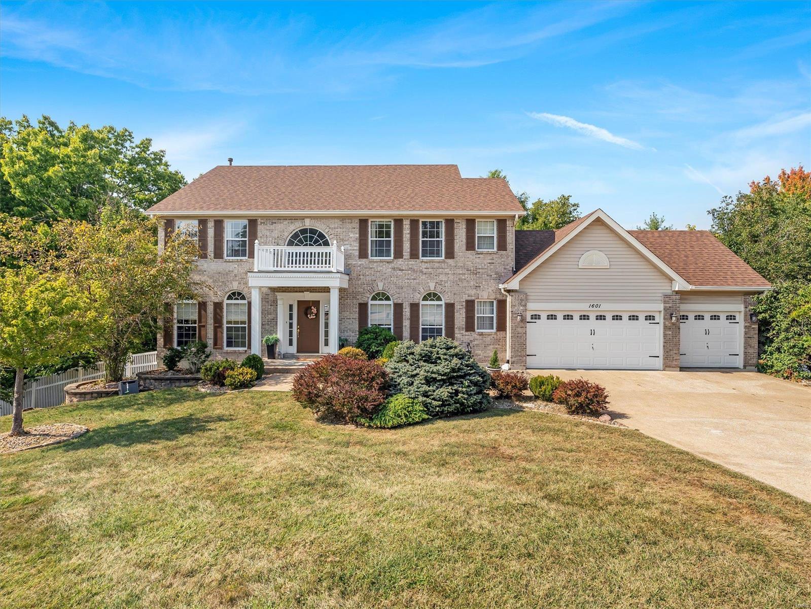 1601 Ridge Bend Drive