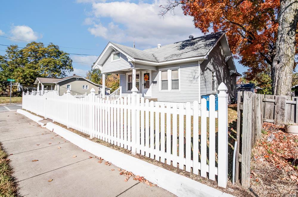 505 E Acton Avenue