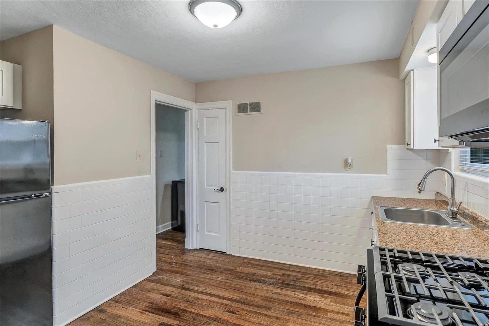 9010 Pallardy