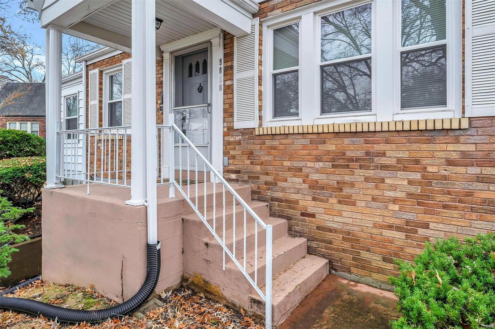 9010 Pallardy