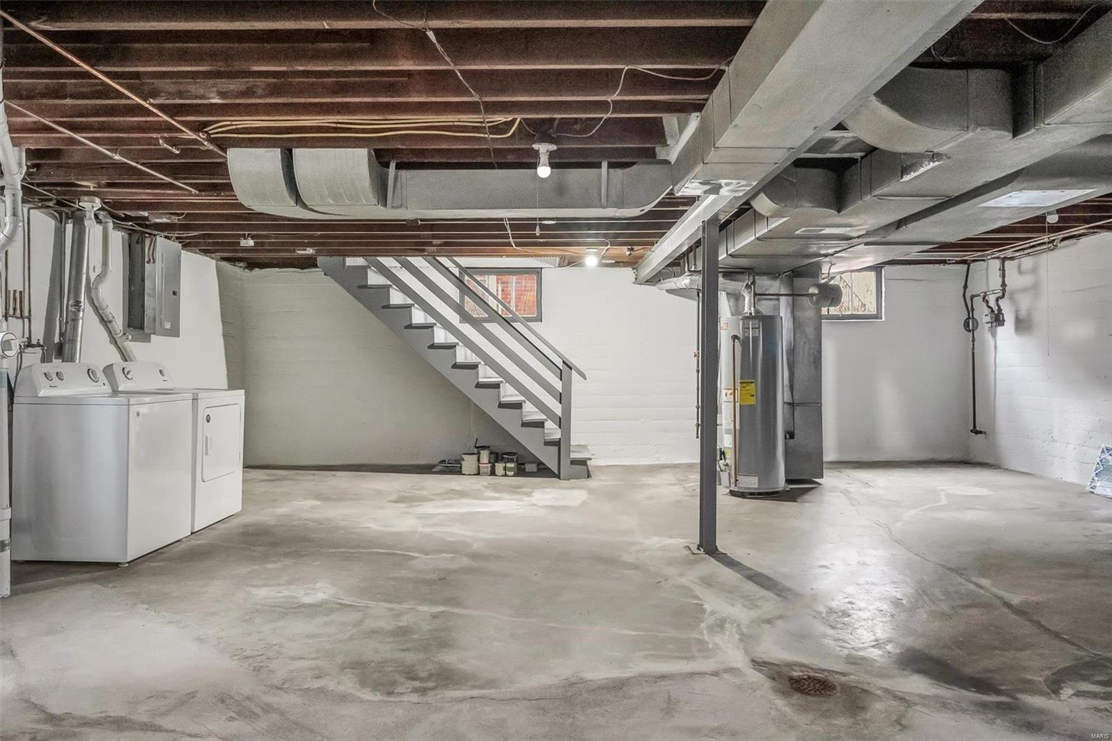 9010 Pallardy