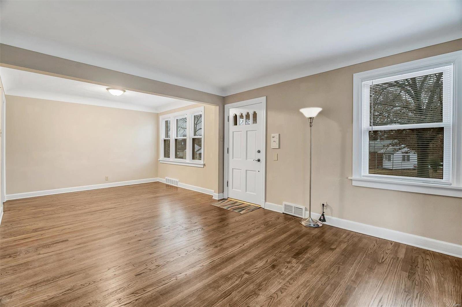 9010 Pallardy