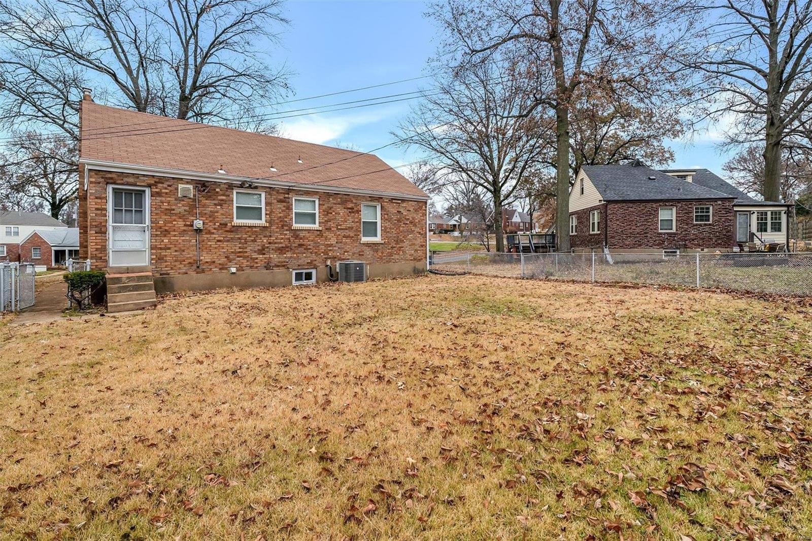 9010 Pallardy