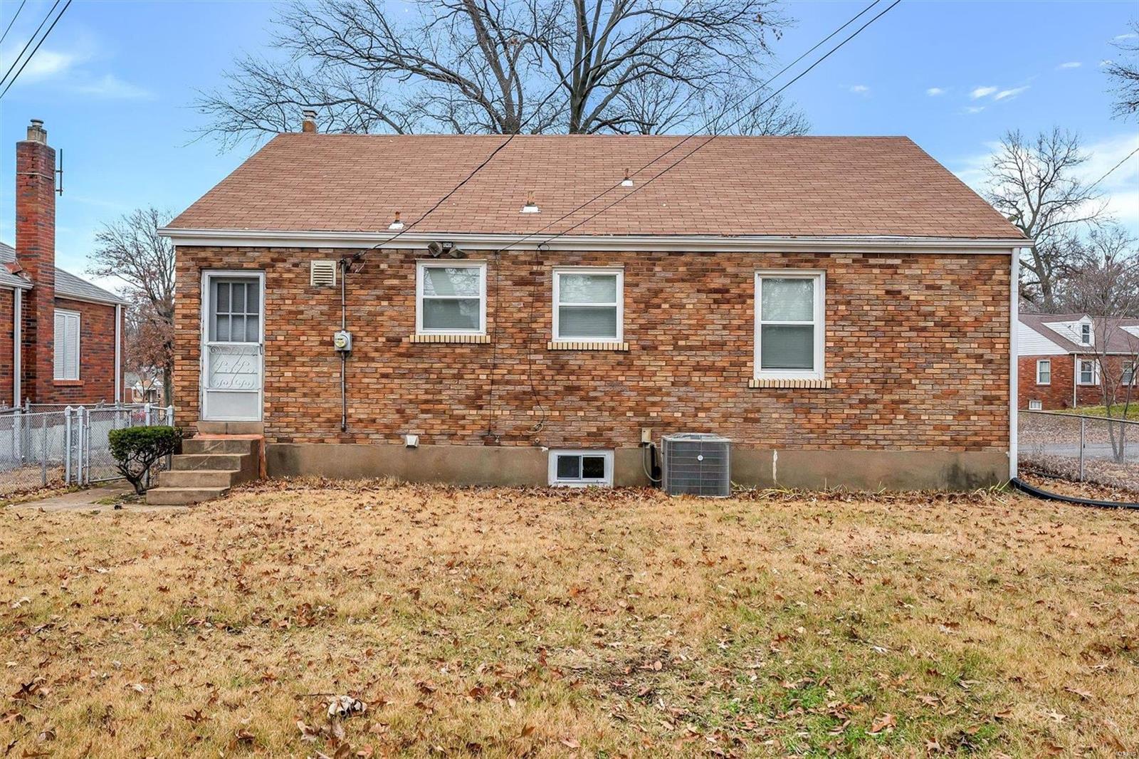 9010 Pallardy