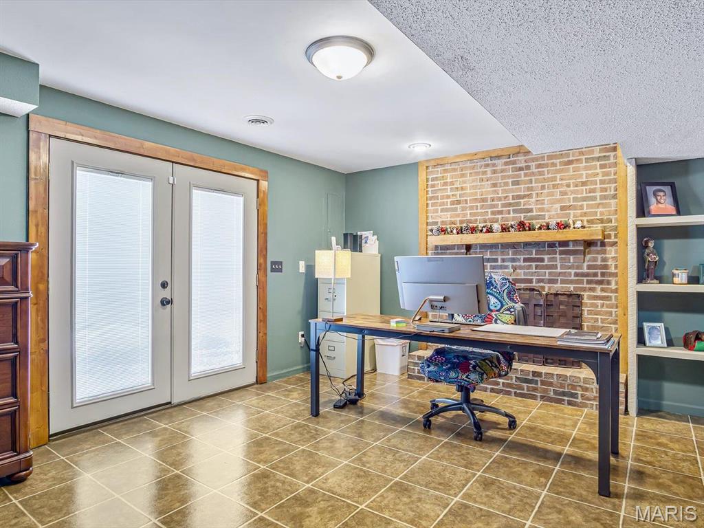 5 Ginger Creek Drive