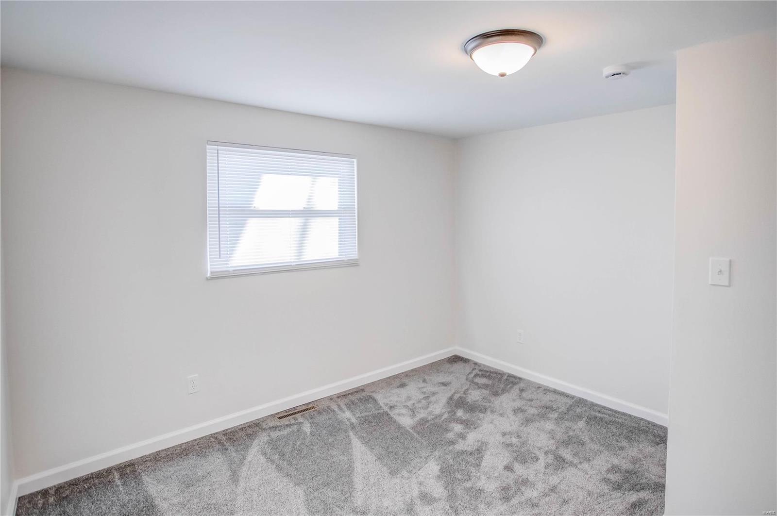 1009 Corbin