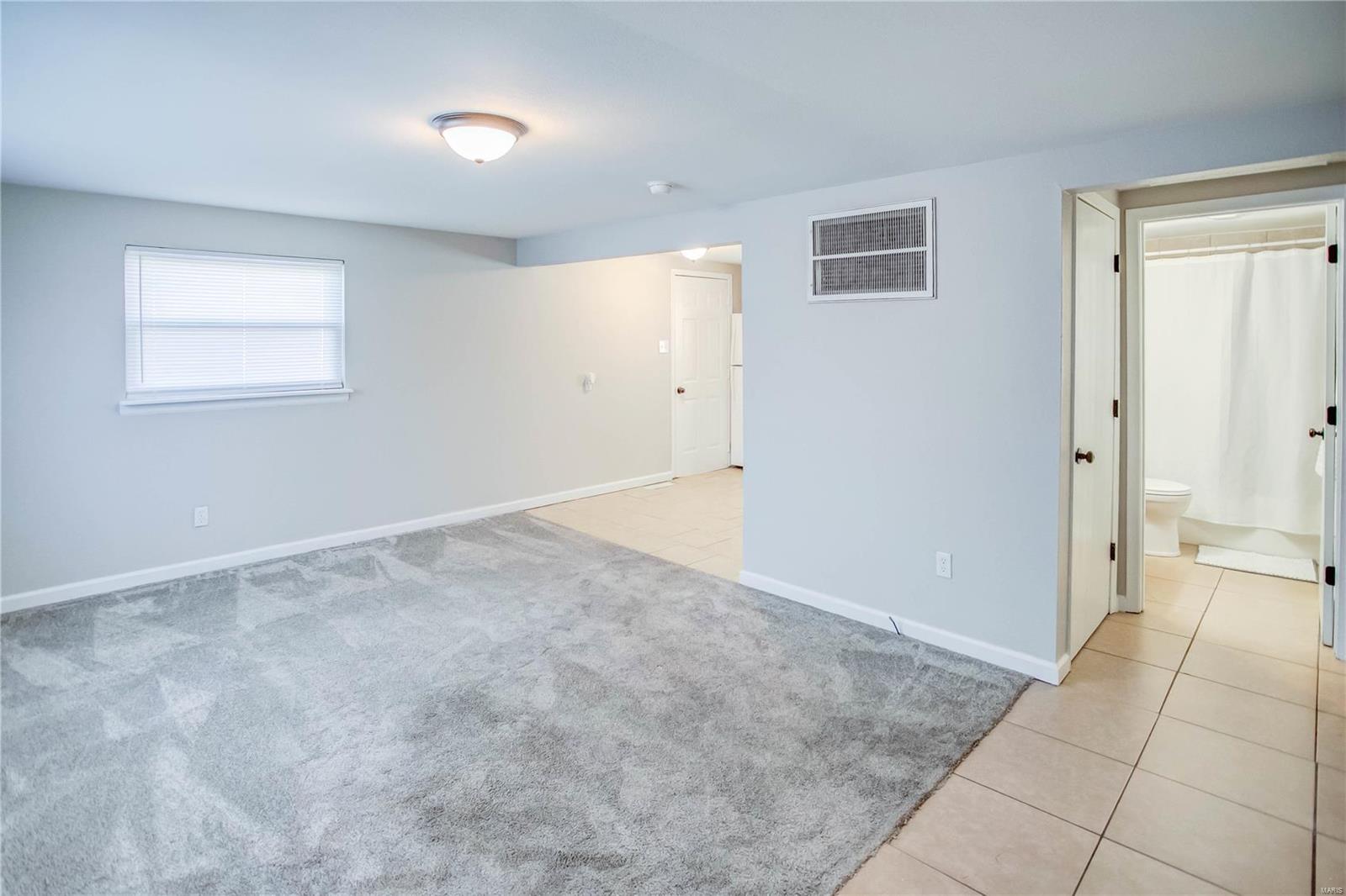 1009 Corbin