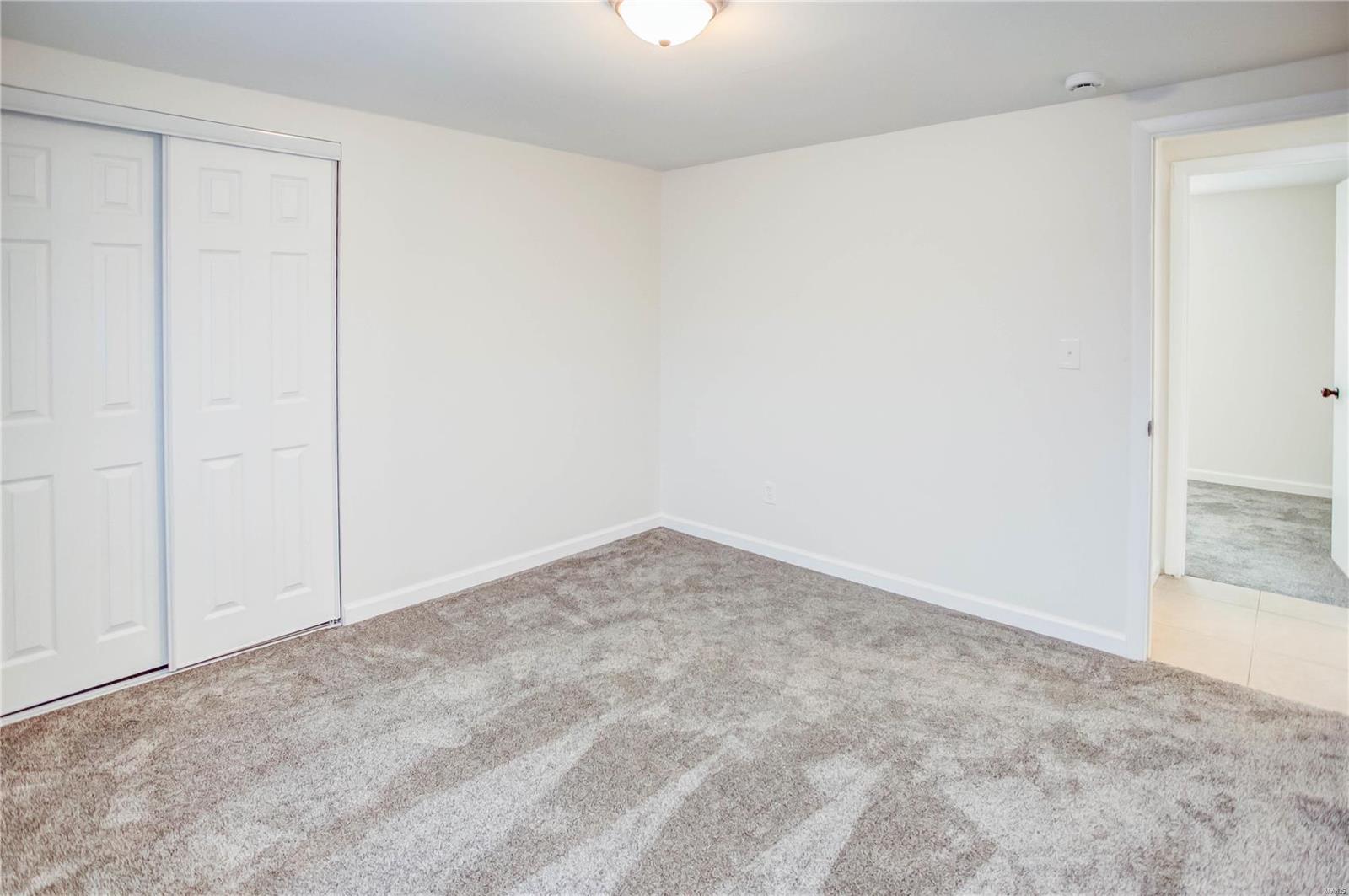 1009 Corbin